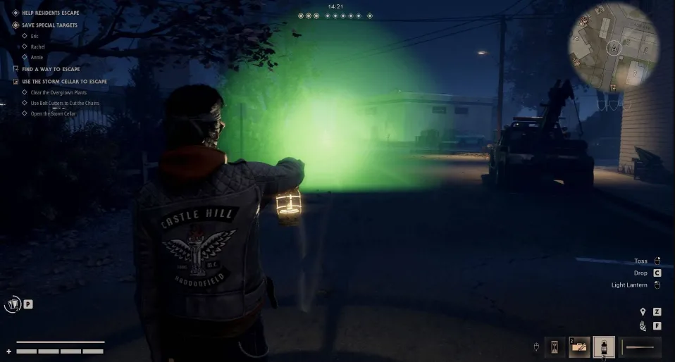 The Lantern glowing green in gameplay in Halloween The Game